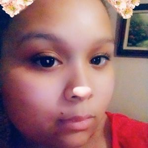 Meet your Posher, Chloe